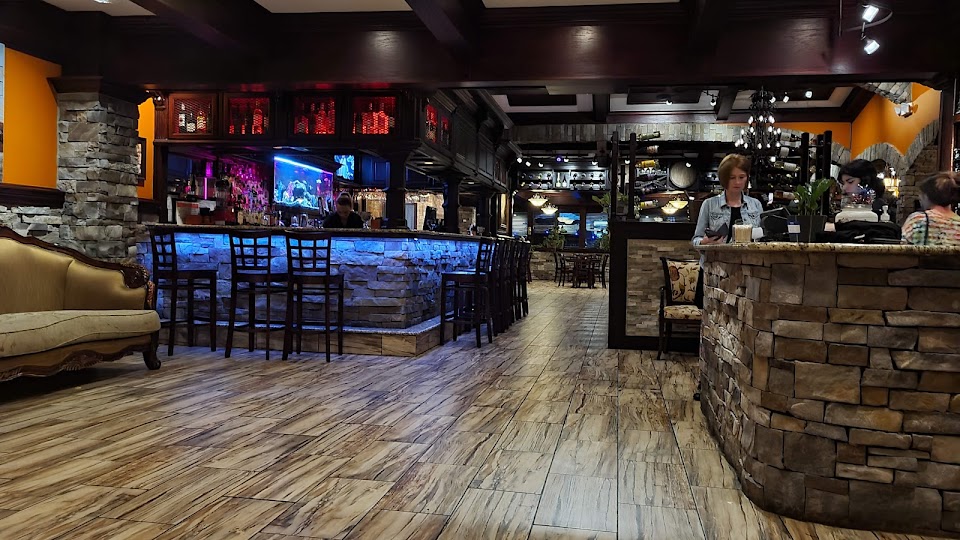 Oaklawn bourbon bar