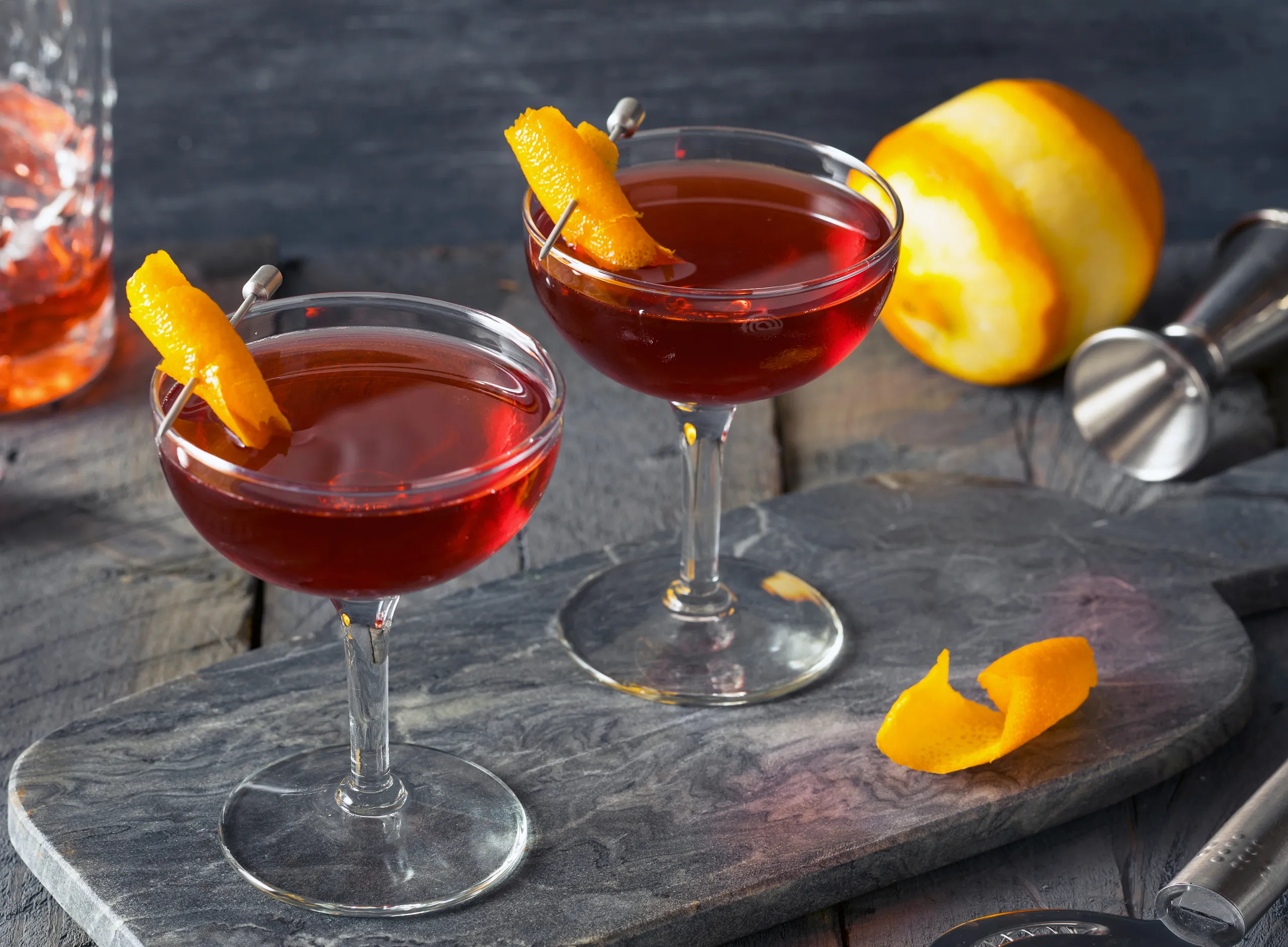 Cocktails at Oaklawn Southern Dining