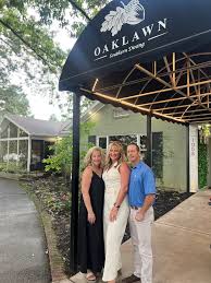 Oaklawn Southern Dining in Paris, Tennessee